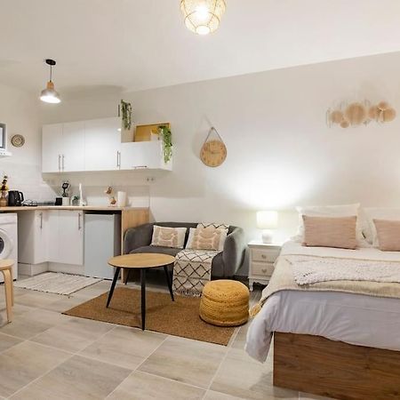 Studio « Le Boheme Chic » Nîmes Eksteriør bilde