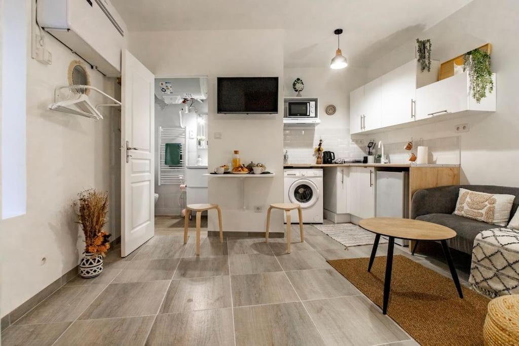 Studio « Le Boheme Chic » Nîmes Eksteriør bilde