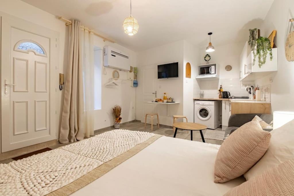 Studio « Le Boheme Chic » Nîmes Eksteriør bilde